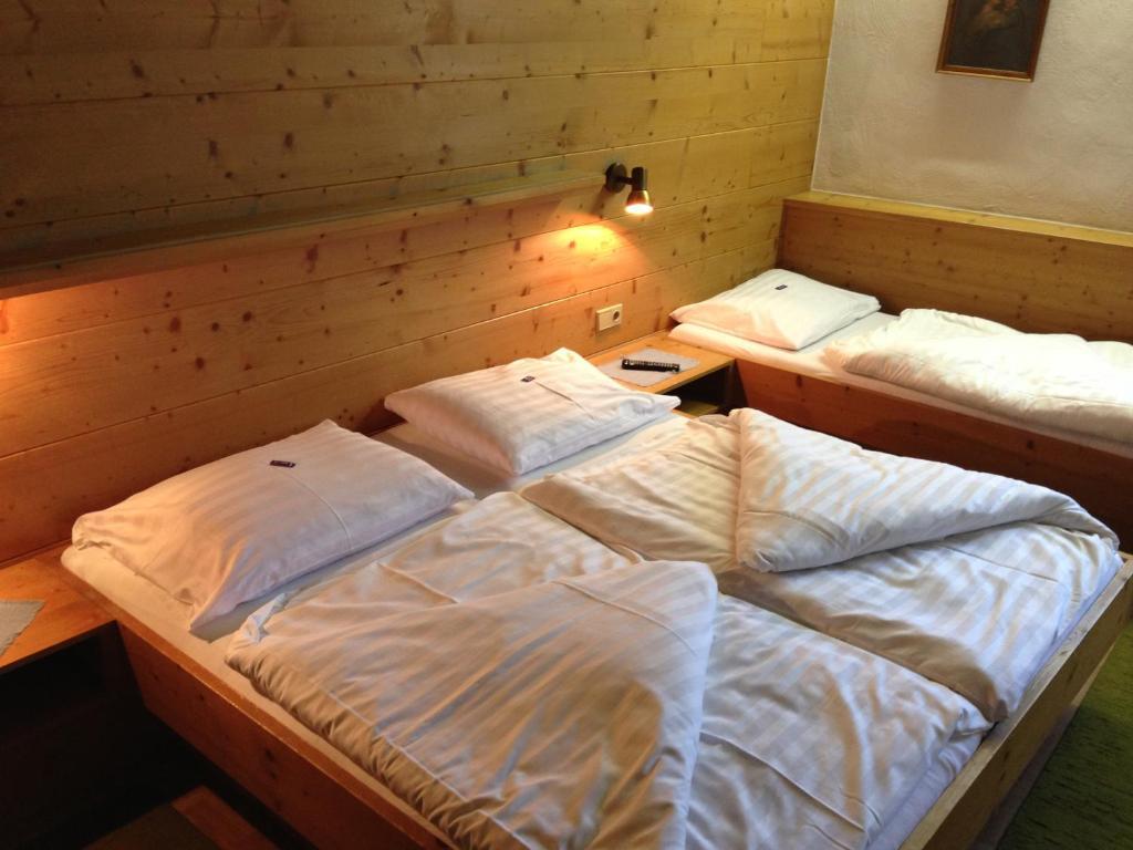 Gasthaus Sonne Tarrenz Pokoj fotografie