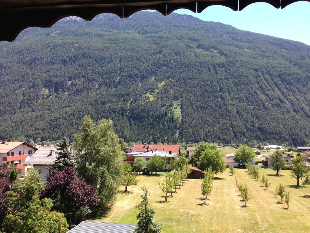 Gasthaus Sonne Tarrenz Pokoj fotografie