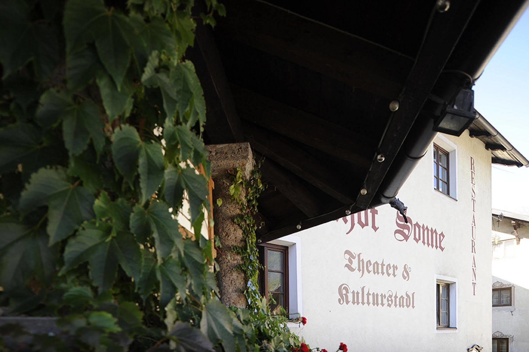 Gasthaus Sonne Tarrenz Exteriér fotografie