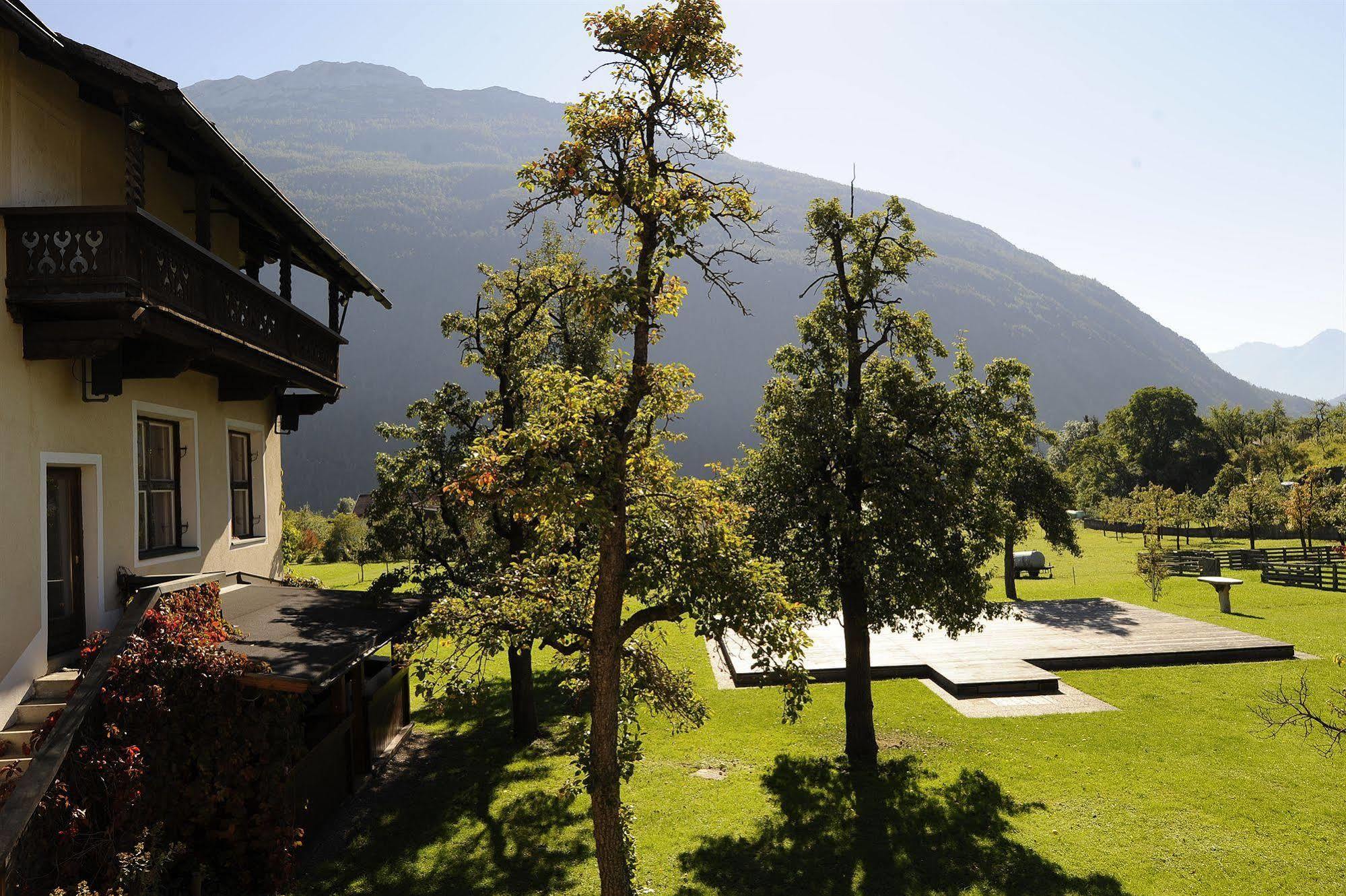 Gasthaus Sonne Tarrenz Exteriér fotografie